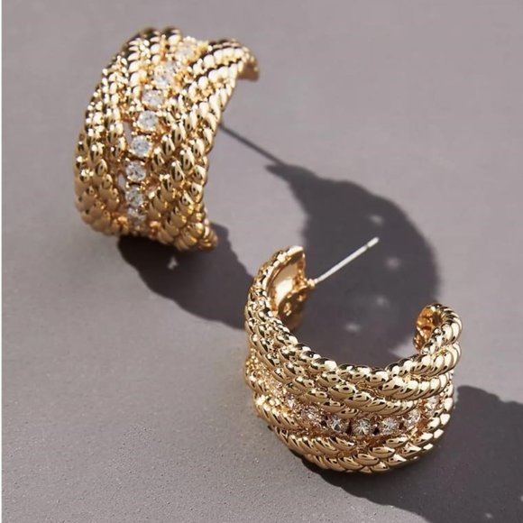 NWT DANNIJO Tristan 10K G.P. brass & Crystals huggie hoops (0.5 x 1)" - Picture 1 of 4